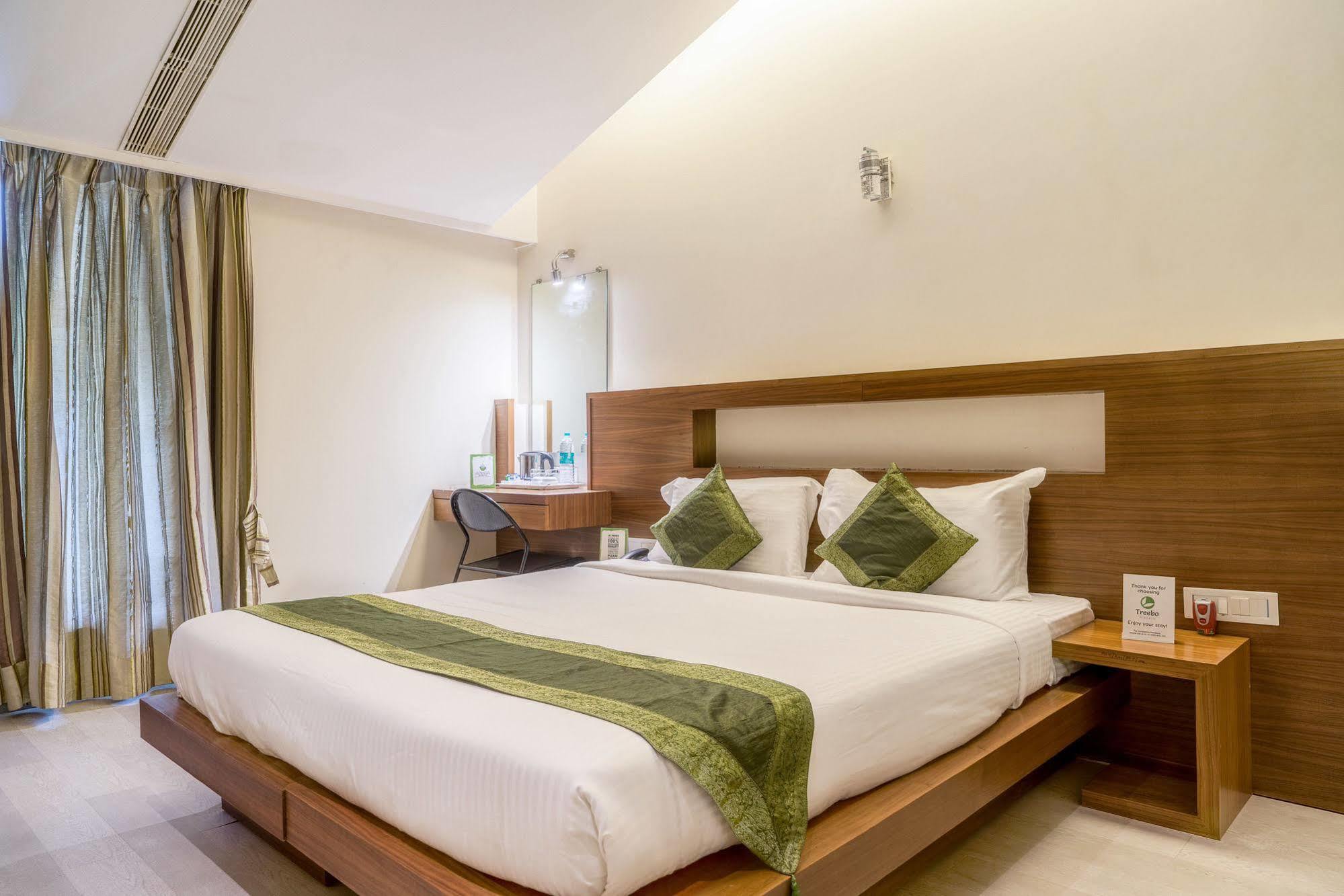 Mint Koregaon Park Next To Osho Ashram Pune Exteriör bild