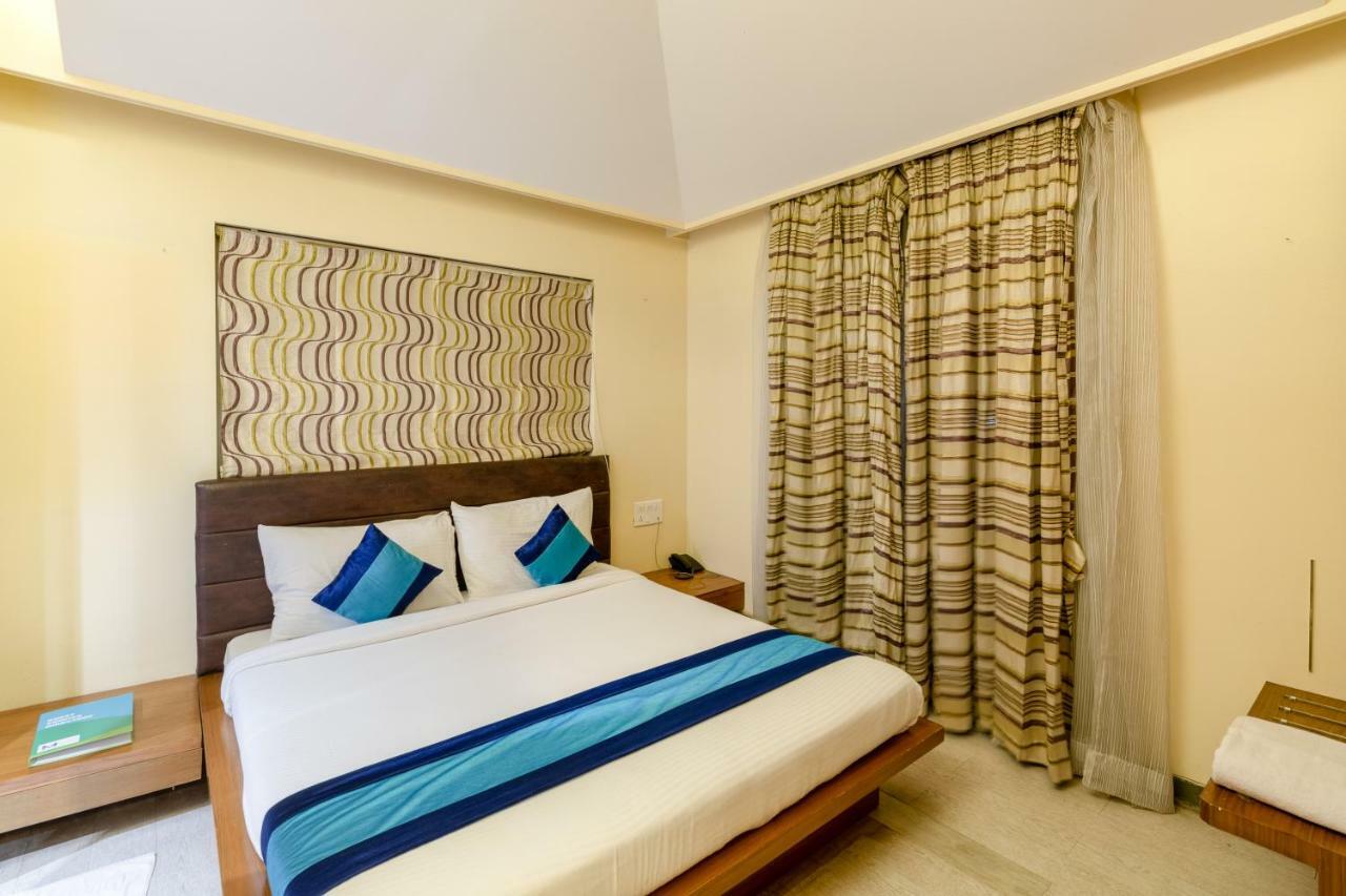 Mint Koregaon Park Next To Osho Ashram Pune Exteriör bild