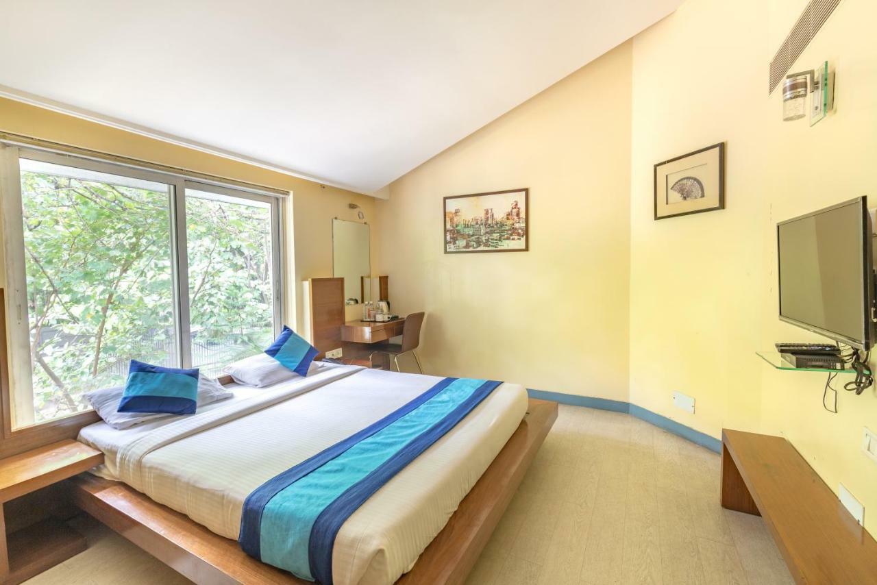 Mint Koregaon Park Next To Osho Ashram Pune Exteriör bild