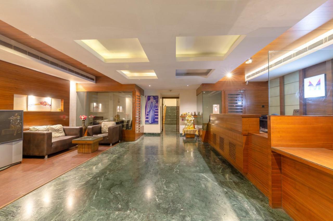 Mint Koregaon Park Next To Osho Ashram Pune Exteriör bild