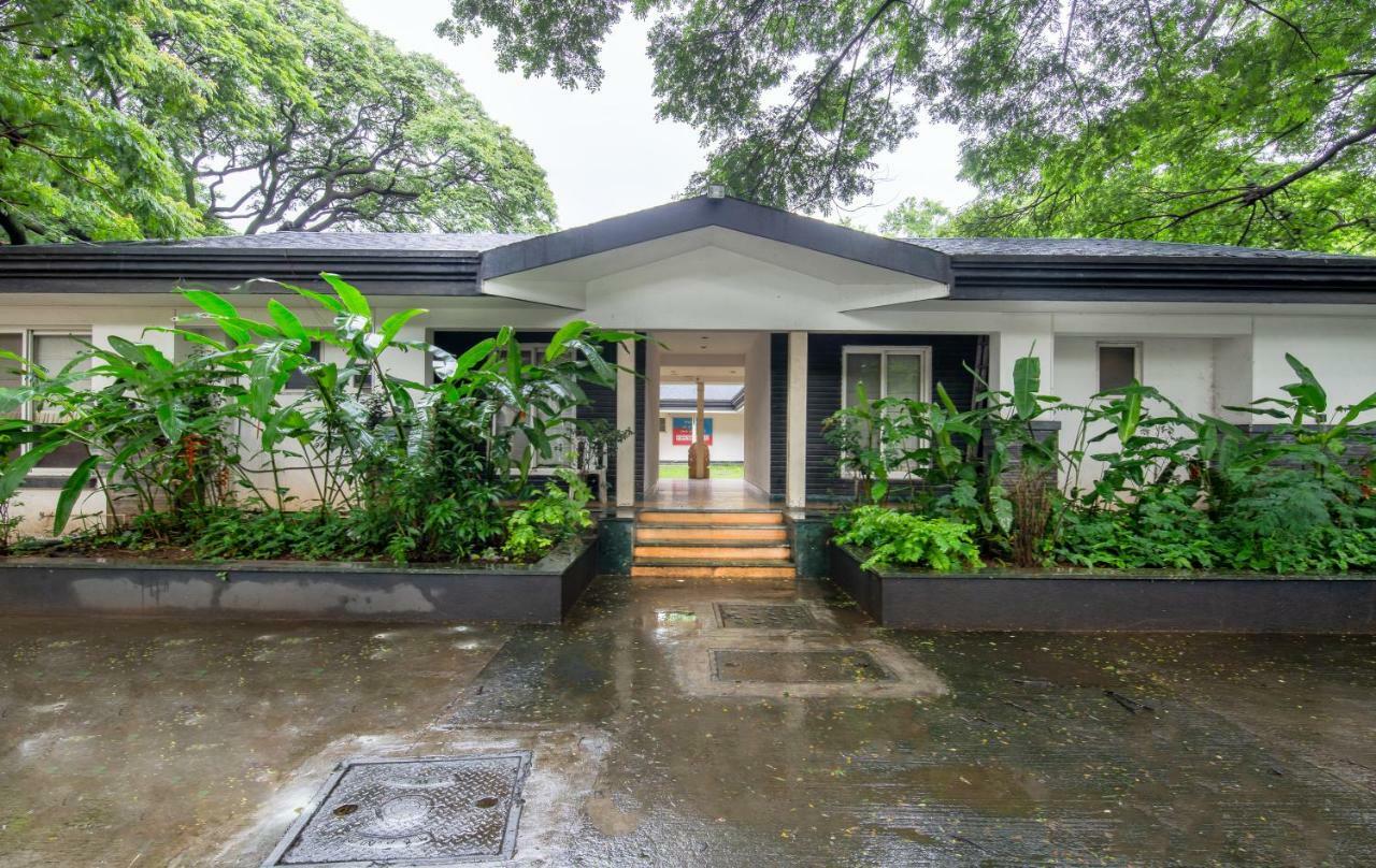 Mint Koregaon Park Next To Osho Ashram Pune Exteriör bild